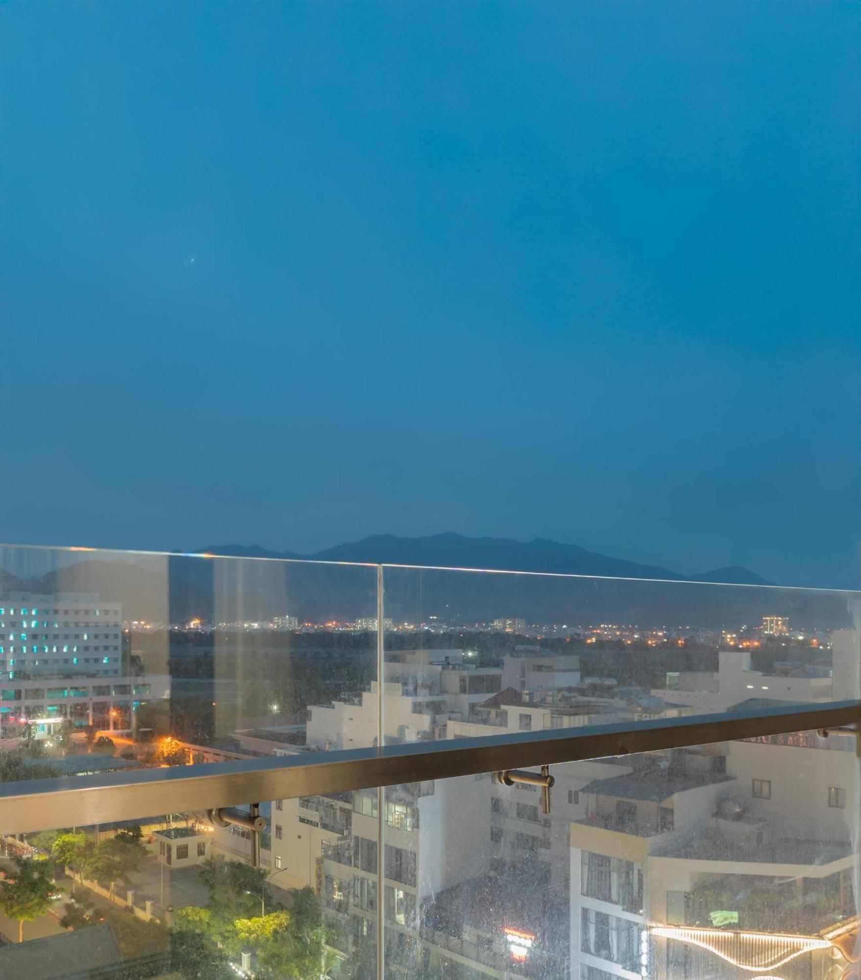 Poseidon Nha Trang Hotel Exterior photo